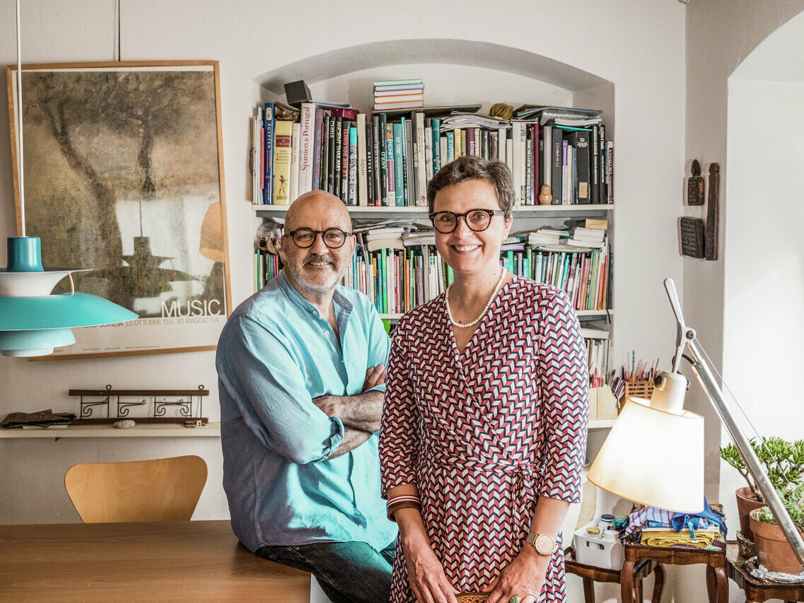 Die Architekten Natascha Pavlin und Aleksander Saša Ostan im Portrait.